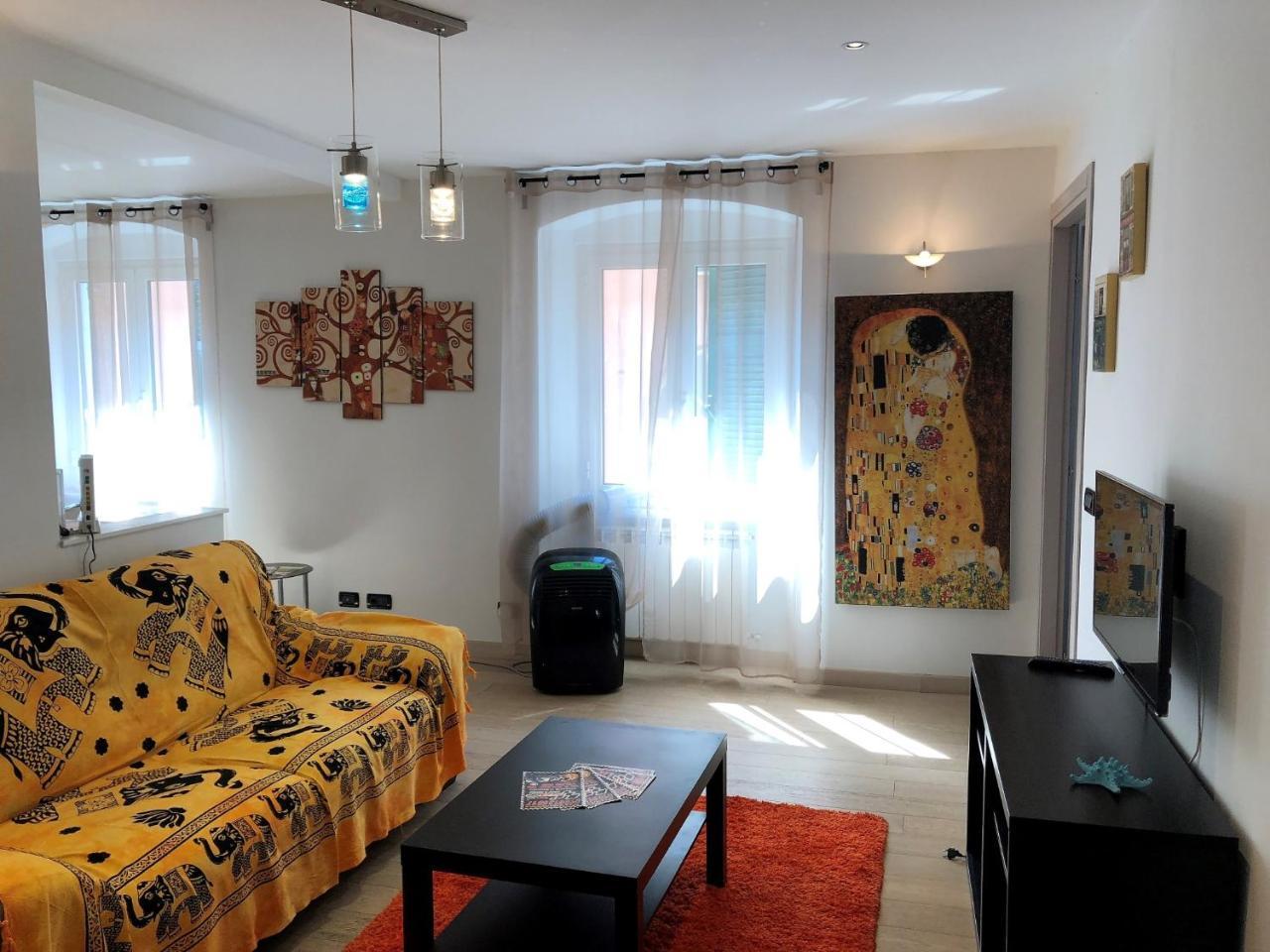 Апартаменты House Claudia By Holiday World Генуя Экстерьер фото